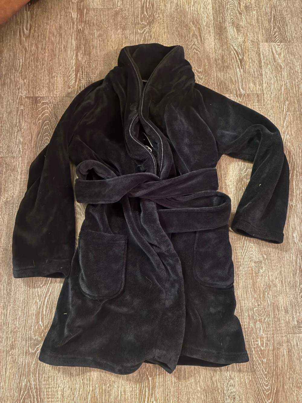 Victoria’s Secret Black Plush Robe XS/S Soft Fleece Bathrobe with Belt